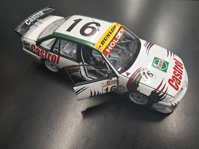 1/18 Castrol Cougars Bathurst 1000 1997 Code 3 Custom 1