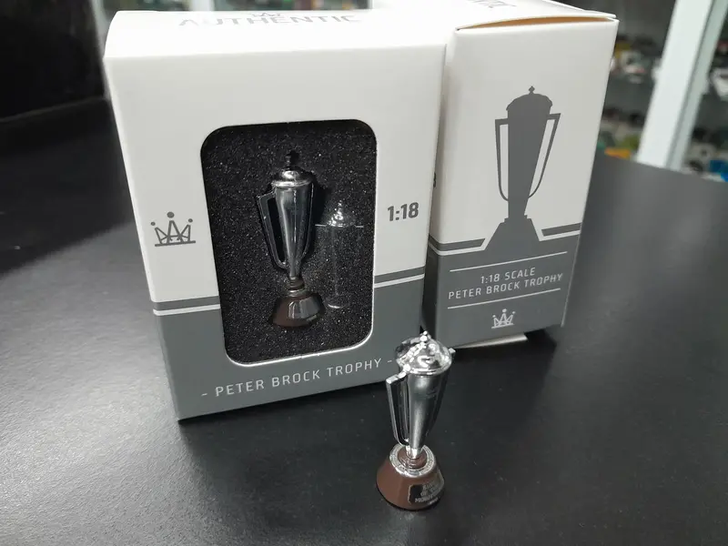 1/18 Peter Brock Trophy Bathurst 1000 1