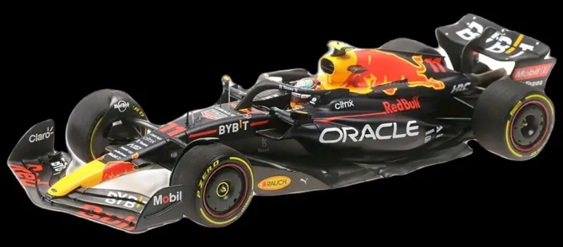 1/18 Red Bull Rb18 Perez Winner Singapore Gp 2022 Minichamps 1