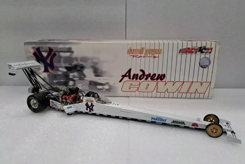 1/24 Andrew Cowin Ny Yankees 2002 Dragster1/24 Andrew Cowin Ny Yankees 2002 Dragster 1