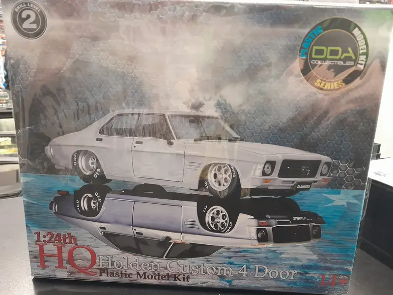 1/24 Hq Plastic Kit Holden Slammed Custom 4 Door Monaro 1
