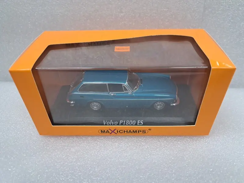 1/43 1971 Volvo P 1800 Es -Turquoise Metallic -Minichamps 1