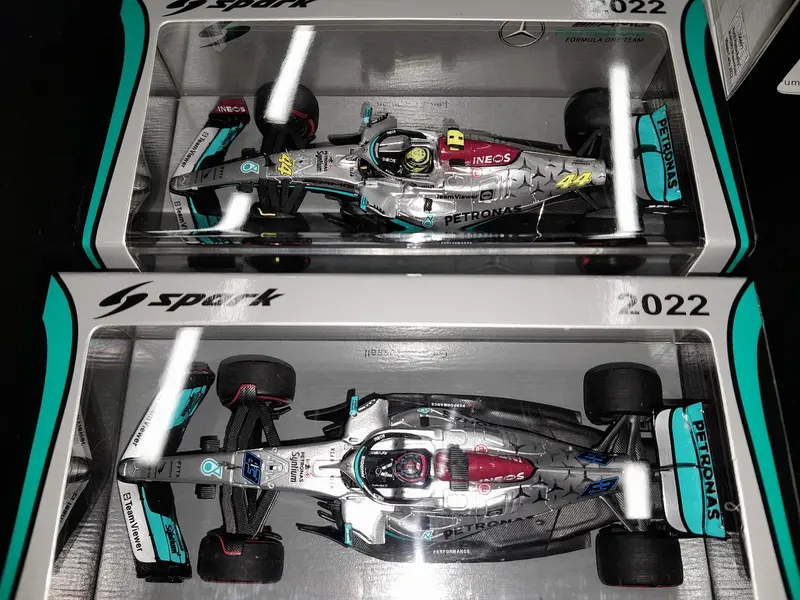 1/43 2022 Hamilton Amg Mercedes F1 W13 Bahrain Gp 1