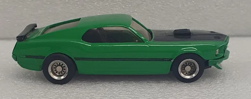 1/43 Dinkum Classics 1969 Mustang Green 1