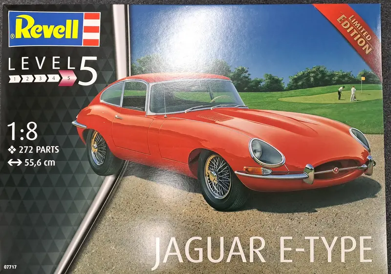1/8 Revell Jaguar E-Type Model Kit 1