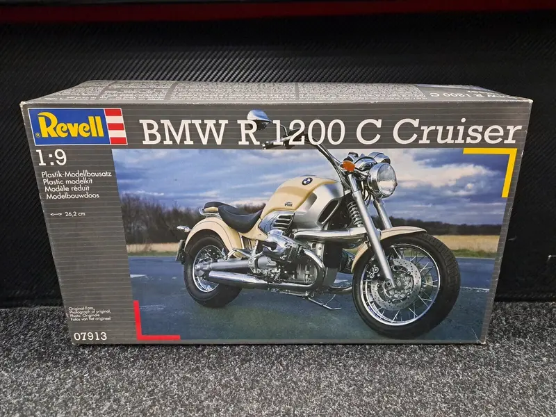 1/9 Revell Bmw R 1200 C Cruiser 07913 1