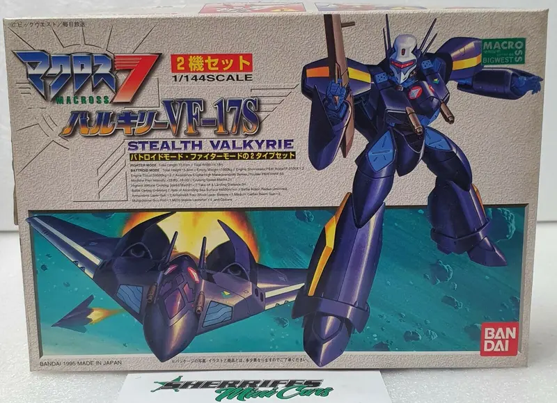 Bandai Vf-17S Stealth Valkyrie 1