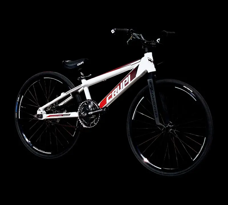 Catalina 2.0 Junior Complete Bike 1
