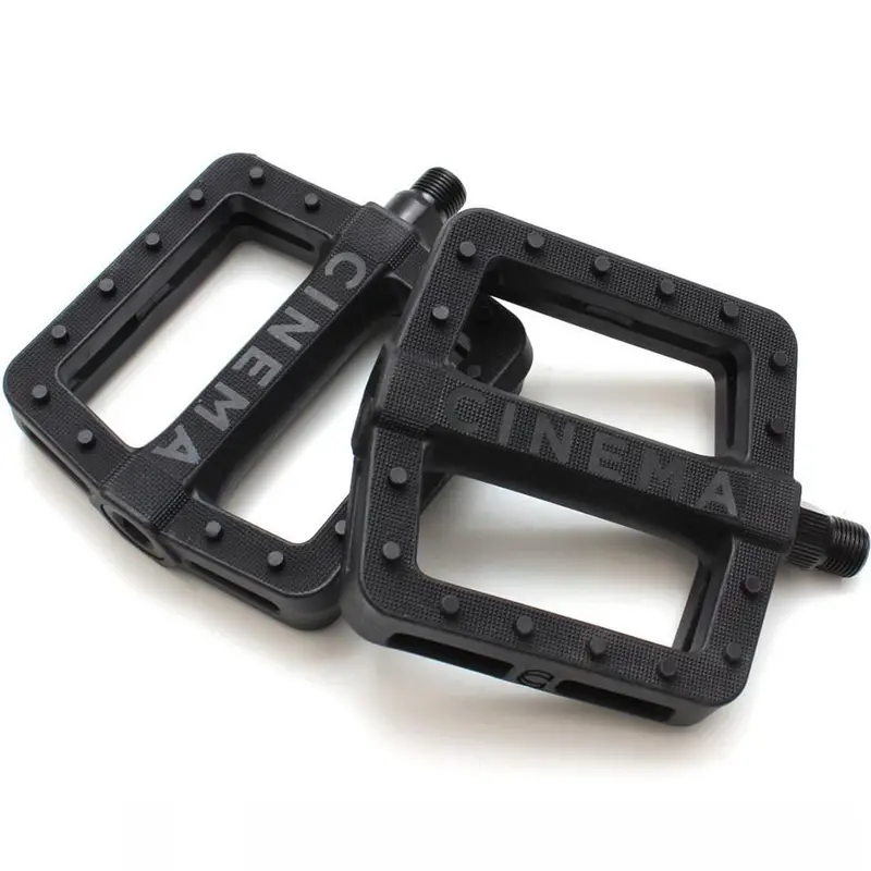 Cinema Tilt Pedal 1