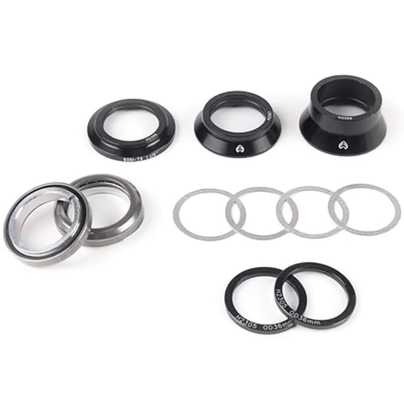 Eclat Cargo Integrated Headset 1