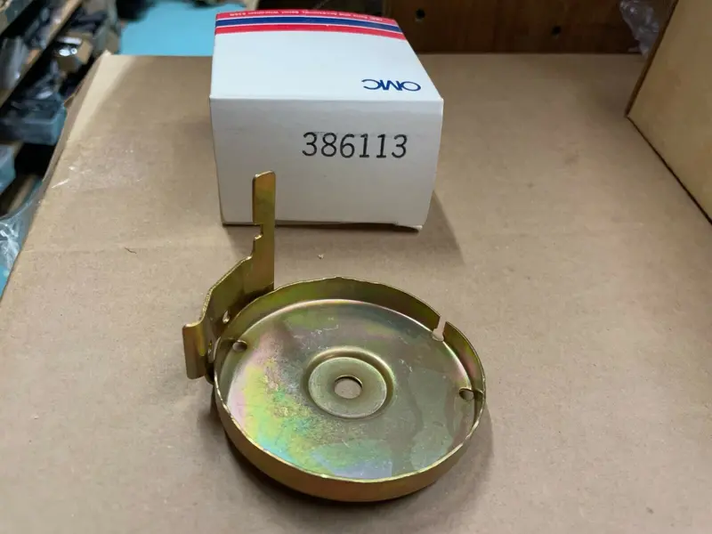 Evinrude Cup & Guide Assembly 1