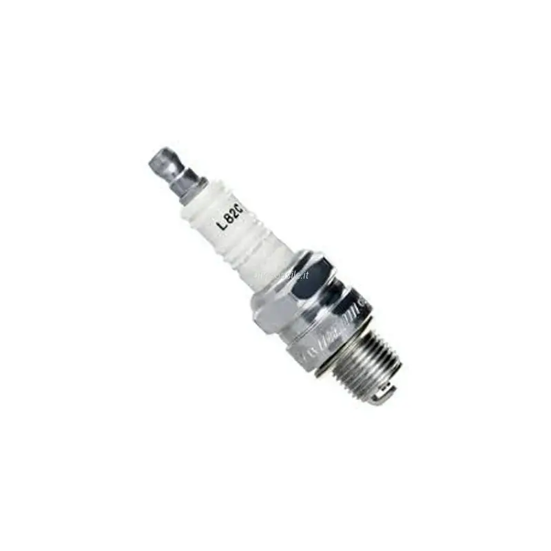 Evinrude L82c Spark Plug 1