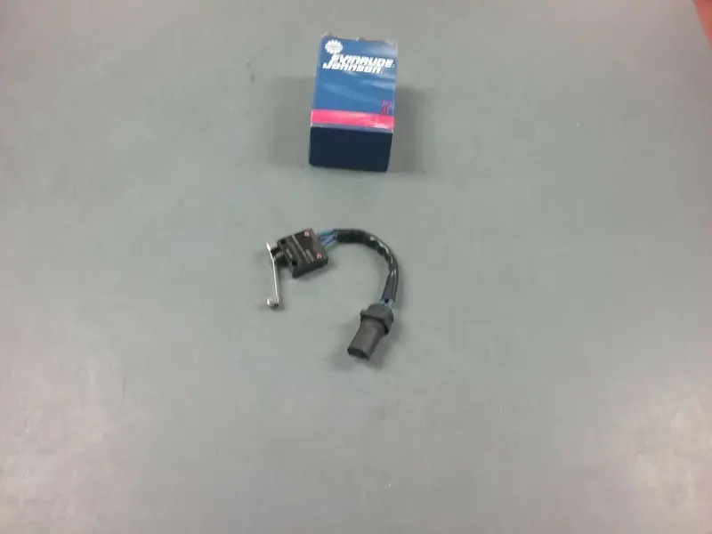 Evinrude Switch & Connector Assembly 1