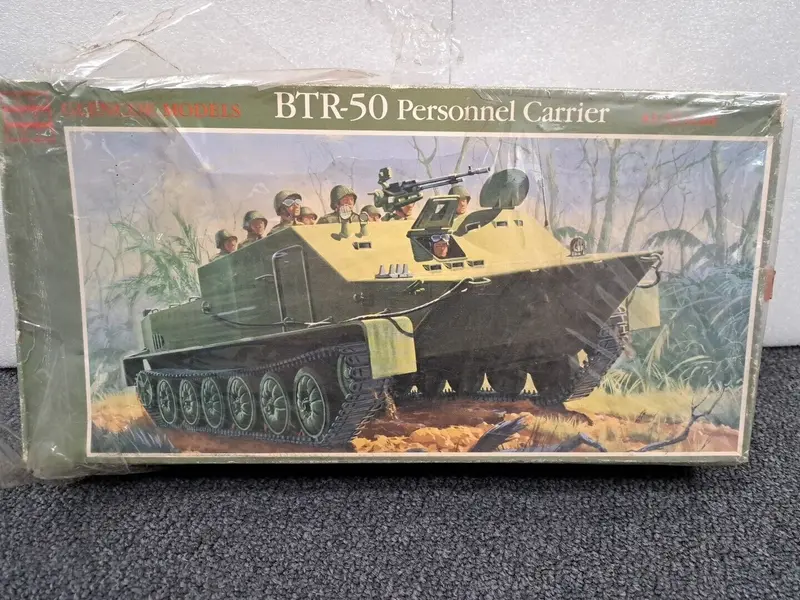 Glencoe - Btr-50 Personnel Carrier 1/32 - #6402 Sealed 1