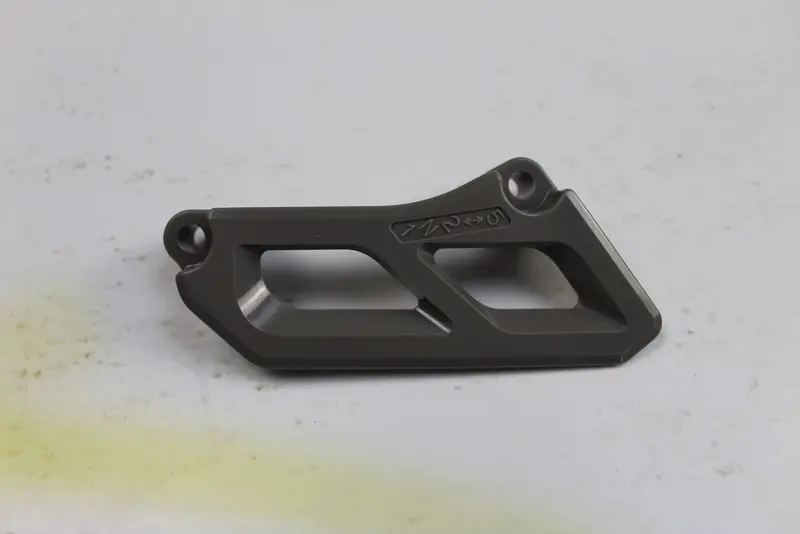 Kawasaki Chain Cover 1