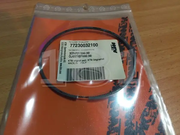 Ktm Scraper Ring 1