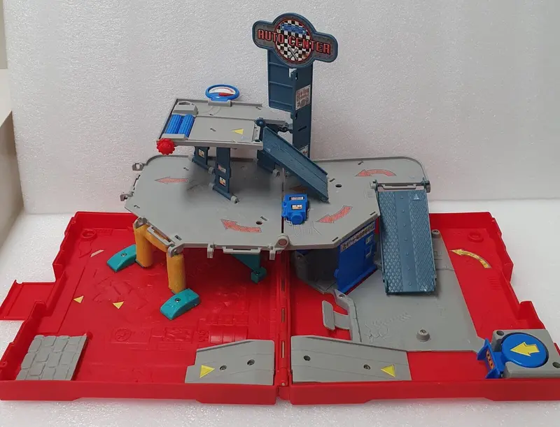Matchbox Tow Truck Play Set 1