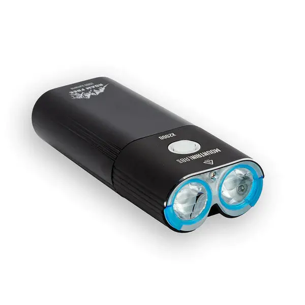 Mountain Lab X2000 Lumen Flashlight Kit 1