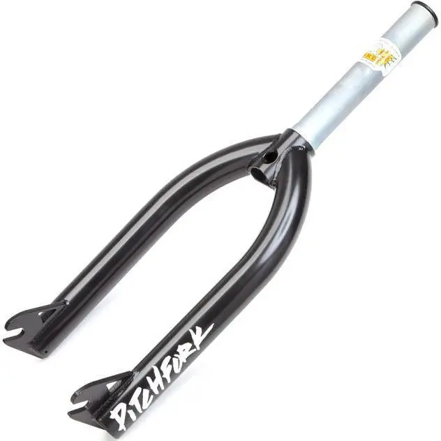 S&M 18" Pitchfork Black 1