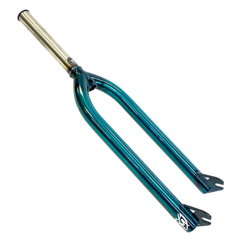 S&M 26" Pitchfork 1