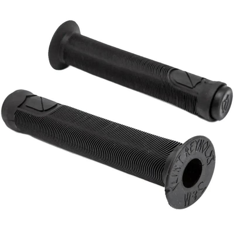 S&M Reynolds Grip 1