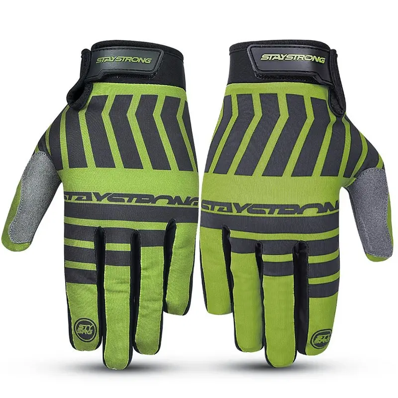 Stay Strong Chev Stripe Youth Gloves - Green 1