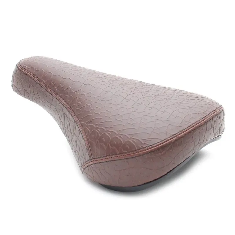 Stranger Zefaria Fat Stealth Pivotal Seat 1