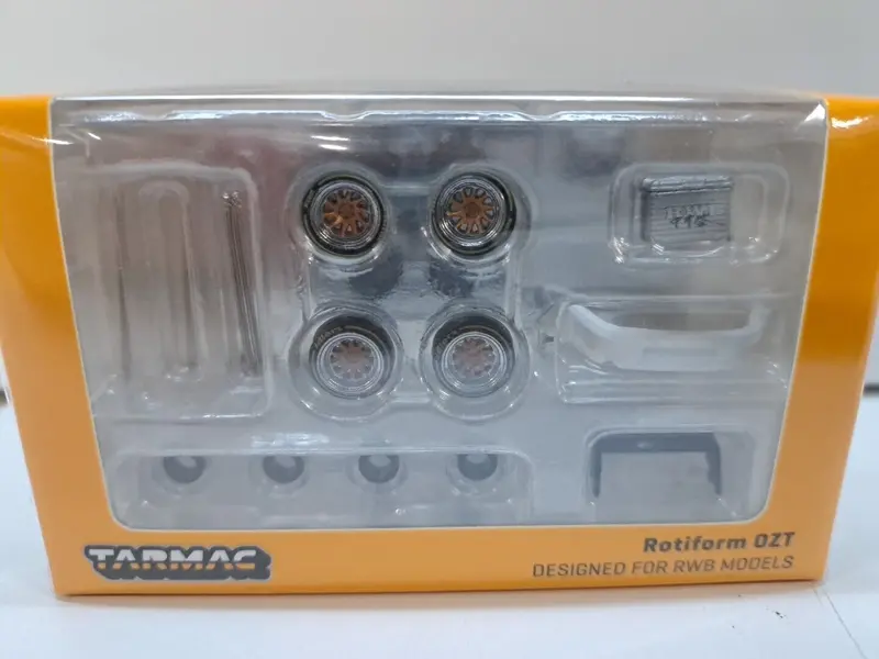 Tarmac Works 1/64 Accessories Rotiform Ozt Chrome / Orange 1