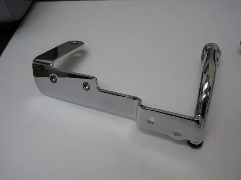 Yamaha Windshield Mounting 1